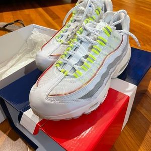 Nike Airmax 95 men’s size US 5.5 / US women 7